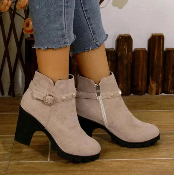 Women's Ankle Boots And Short Boots, New Thick Heel Round Toe Platform Boots - Picture 2 of 6